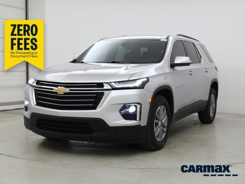 Silver 2022 Chevrolet Traverse LT Cloth