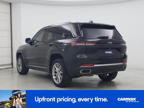2023 Jeep Grand Cherokee Summit