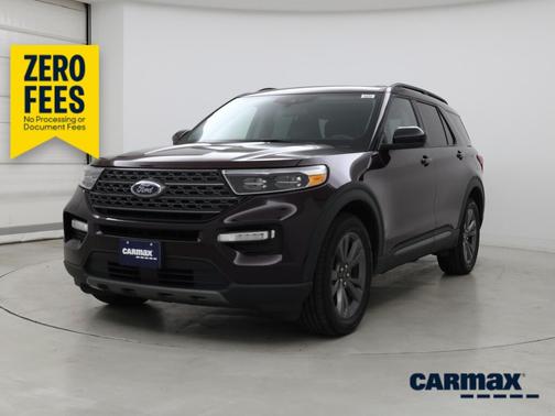 Burgundy 2022 Ford Explorer XLT