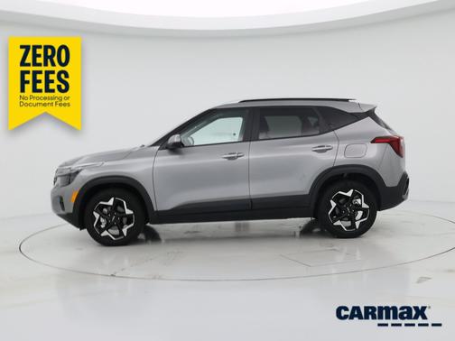 Gray 2025 Kia Seltos S