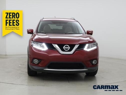 Red 2015 Nissan Rogue SL