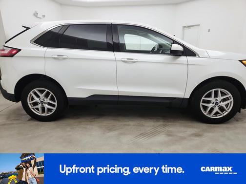 White 2022 Ford Edge SEL