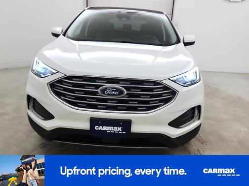 White 2022 Ford Edge SEL