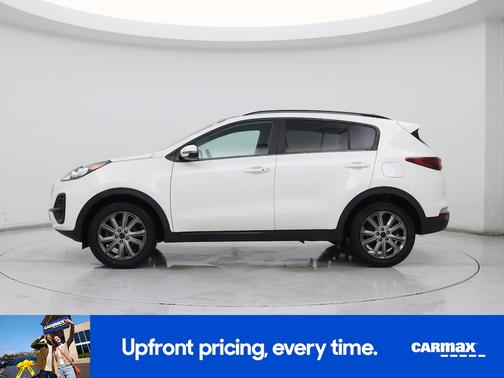 White 2022 Kia Sportage Nightfall