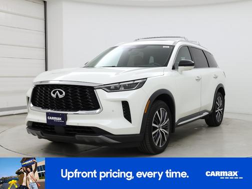 White 2023 INFINITI QX60 Sensory