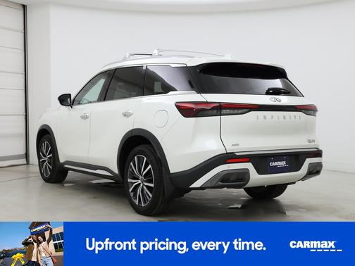 White 2023 INFINITI QX60 Sensory