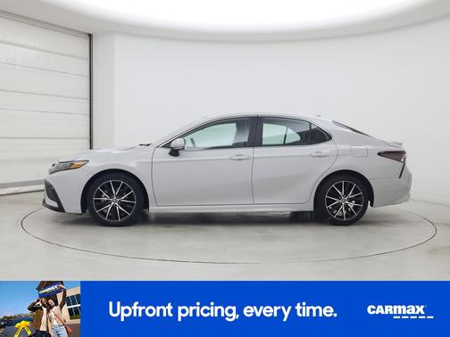 Gray 2024 Toyota Camry SE