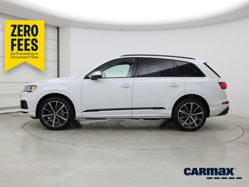 White 2021 Audi Q7 Premium Plus