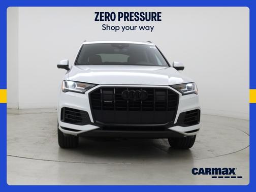 White 2021 Audi Q7 Premium Plus