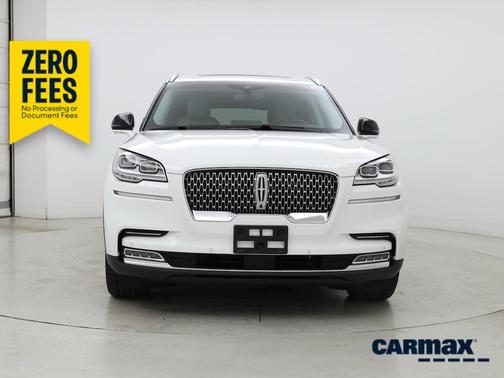 White 2024 Lincoln Aviator Reserve
