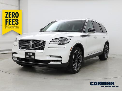 White 2024 Lincoln Aviator Reserve
