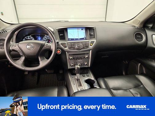 2017 Nissan Pathfinder SL