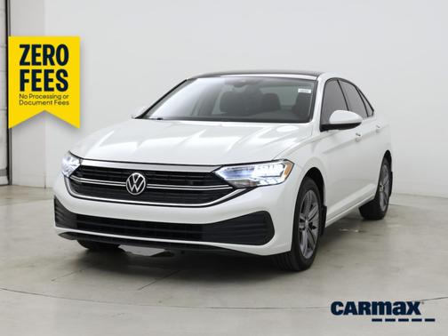 White 2023 Volkswagen Jetta SE