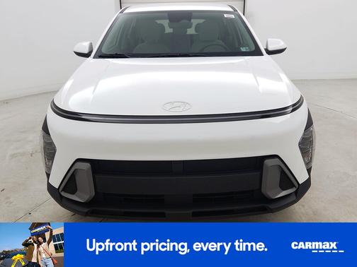 2024 Hyundai KONA SE