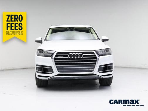 White 2018 Audi Q7 Prestige