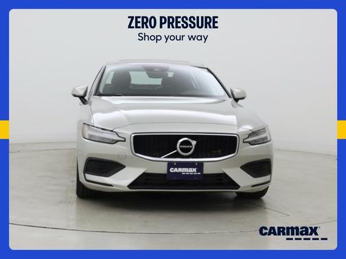 Silver 2020 Volvo S60 T6 Momentum