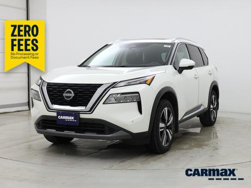 White 2023 Nissan Rogue SL