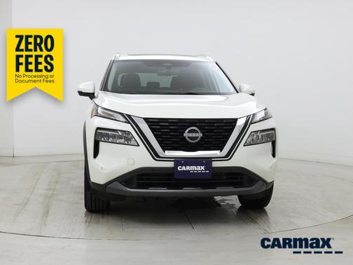 White 2023 Nissan Rogue SL