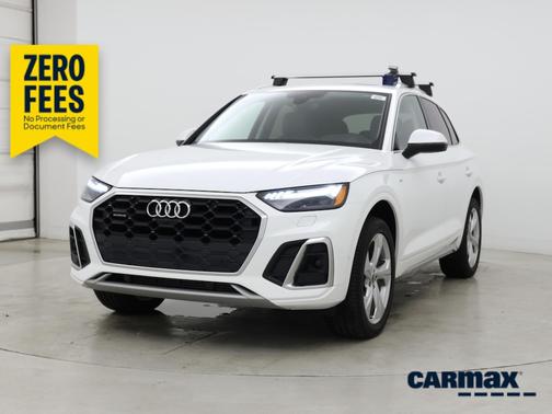 White 2022 Audi Q5 S-Line Prestige