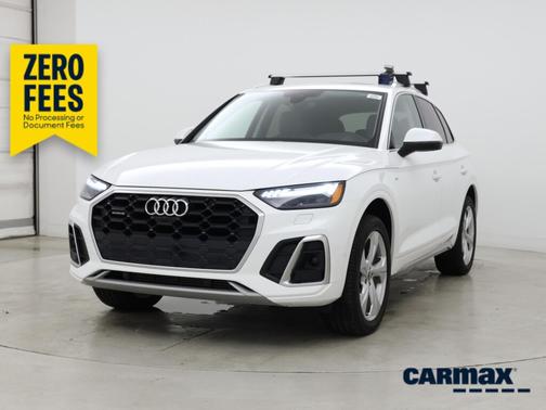White 2022 Audi Q5 S-Line Prestige