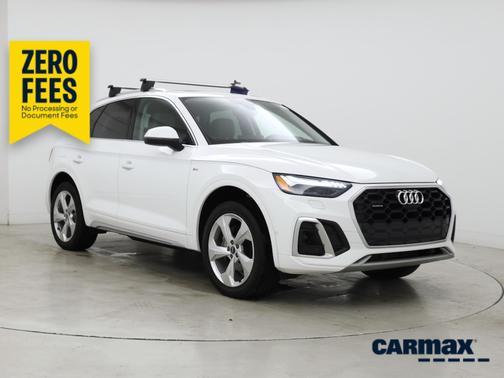 White 2022 Audi Q5 S-Line Prestige