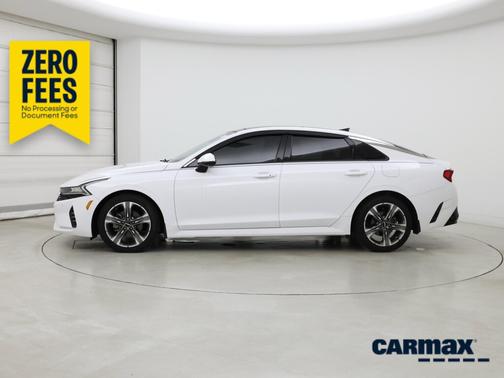 White 2023 Kia K5 EX