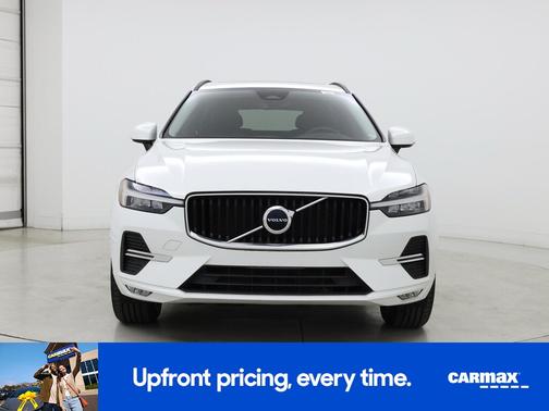 White 2023 Volvo XC60 B5 Core