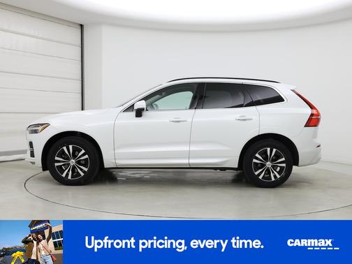 White 2023 Volvo XC60 B5 Core