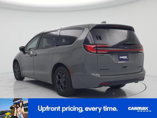Gray 2023 Chrysler Pacifica Hybrid Touring L