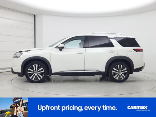 2022 Nissan Pathfinder Platinum