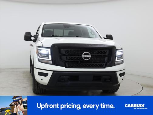 White 2023 Nissan Titan SV