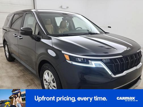 2022 Kia Carnival LXS