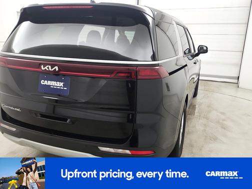 2022 Kia Carnival LXS