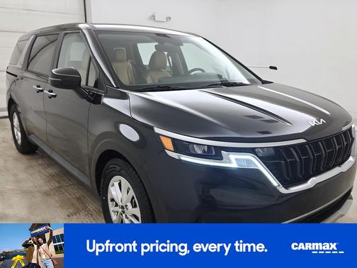 2022 Kia Carnival LXS