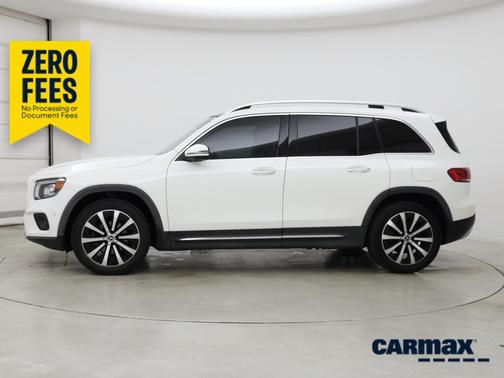 White 2021 Mercedes-Benz GLB 250