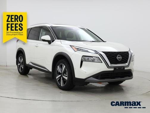 White 2023 Nissan Rogue SL