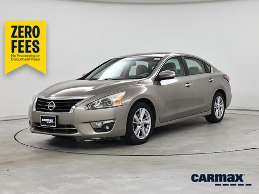 Tan 2014 Nissan Altima SV