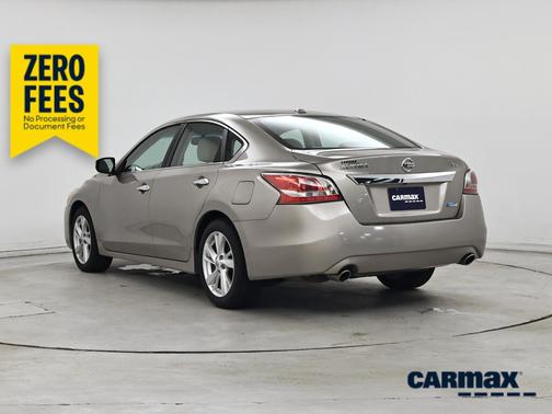 Tan 2014 Nissan Altima SV