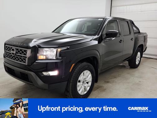 Black 2022 Nissan Frontier SV