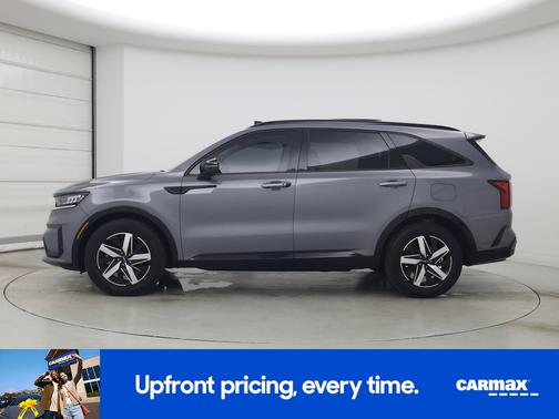 Gray 2023 Kia Sorento S