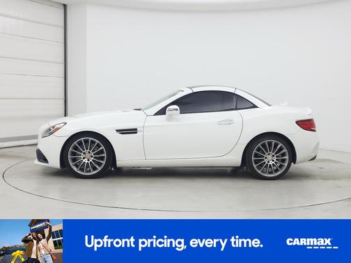 White 2017 Mercedes-Benz SLC 300