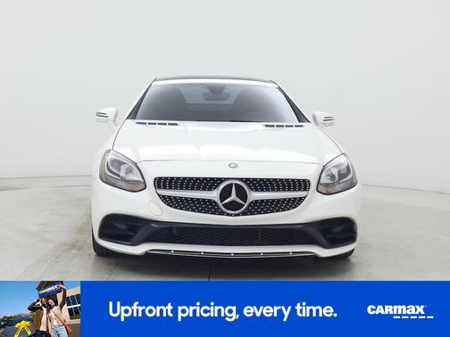 White 2017 Mercedes-Benz SLC 300