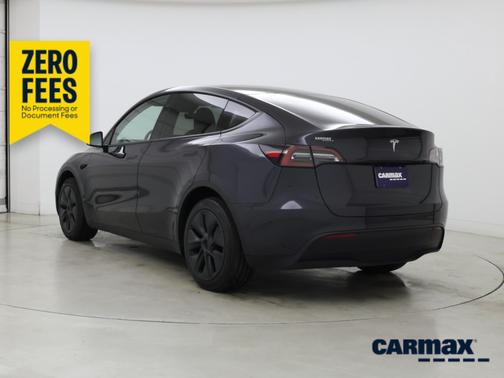 Gray 2024 Tesla Model Y Long Range