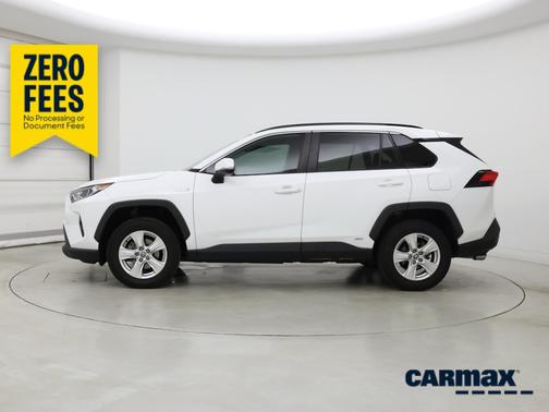 White 2021 Toyota RAV4 Hybrid XLE