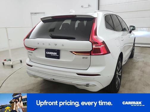 2023 Volvo XC60 B5 Plus Bright Theme