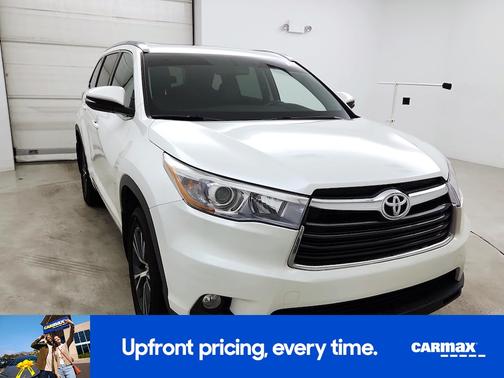Pearl 2016 Toyota Highlander XLE