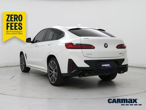 White 2023 BMW X4 XDrive30i