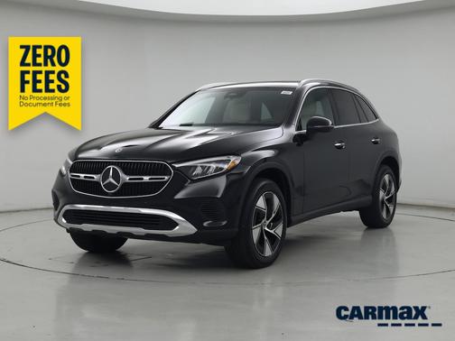 Black 2024 Mercedes-Benz GLC 300
