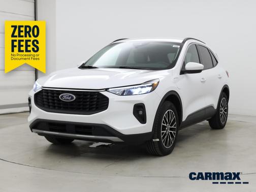 White 2023 Ford Escape PHEV