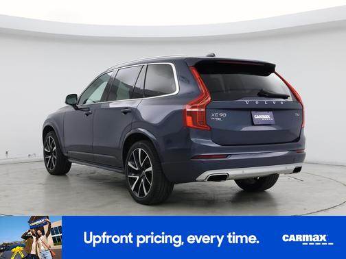 2020 Volvo XC90 T6 Momentum